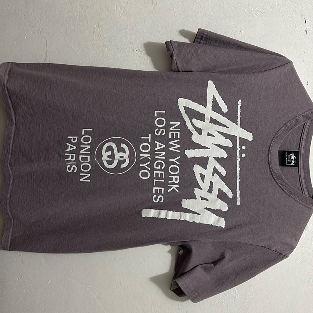 STUSSY TEE